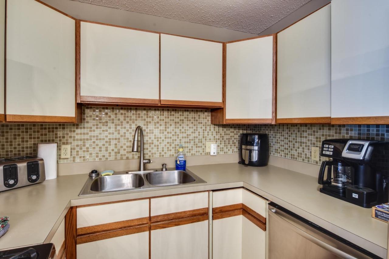 Ski-Inandout And Golf Condo With Aandc At Holiday Valley! Ellicottville Buitenkant foto